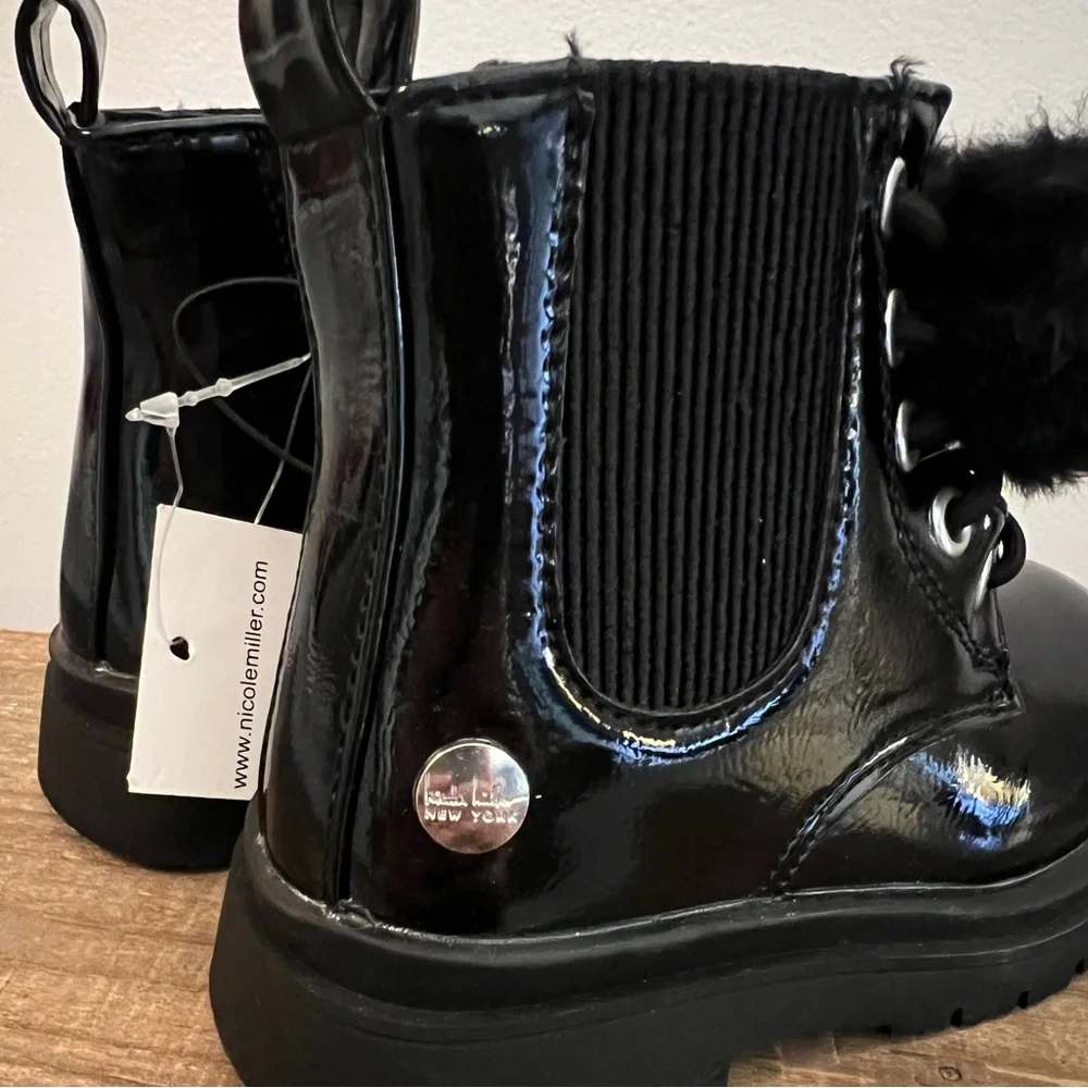 NWT Nicole Miller New York Black Pom Pom Girls Boots Size 5 - Picture 8 of 9